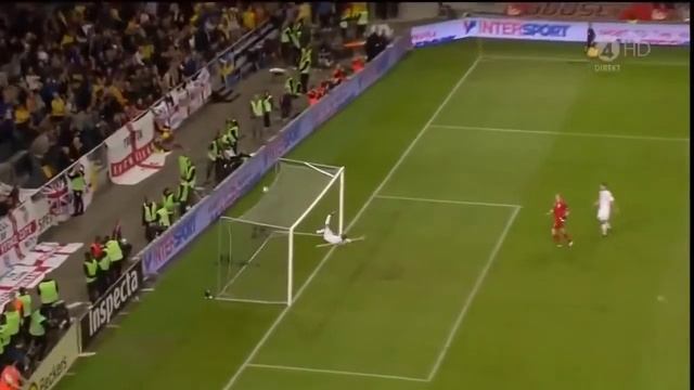 Гол Ибрагимовича через себя из 40 метров смотреть онлайн