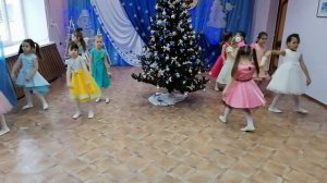 Зимний танец с колокольчиками. МБДОУ "Детский сад №13" г.Чебоксары