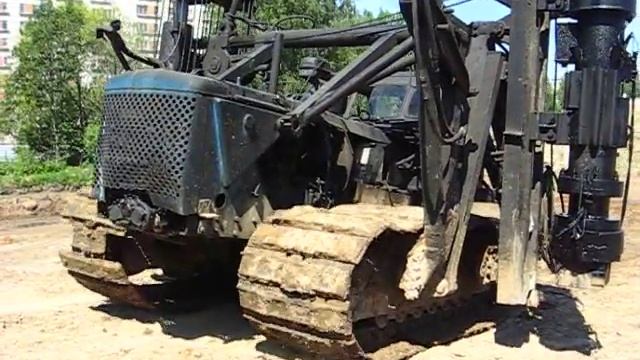 Установка СП-49 на тракторе Т-100МБГП.avi смотреть онлайн