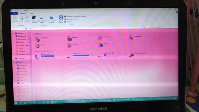 How to resolve partial red or pink screen problem in laptops?? смотреть онлайн