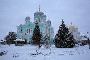 Дивеево. Святые места