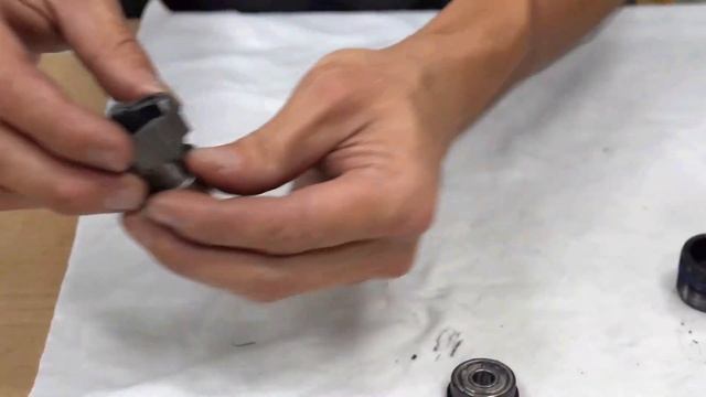 NE 351 Replace rotor blade смотреть онлайн