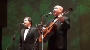 Б.ОКУДЖАВА - ПОКА ЗЕМЛЯ ЕЩЕ ВЕРТИТСЯ.. - ТРИО РЕЛИКТ.flv