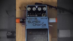 BEST BOSS CH-1 SUPER CHORUS MODS: CH1 Input Boost Vibrato Depth Switch