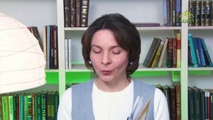 У книжной полки. Фрески