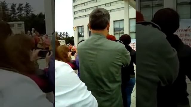 Праздник коренных народов севера, на центральной площади Мурманска. смотреть онлайн