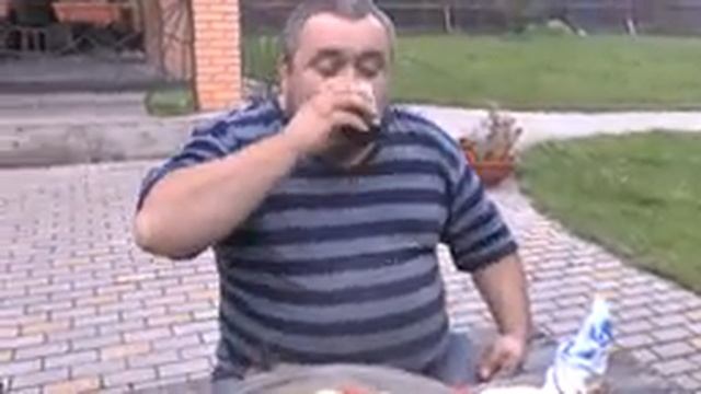 Думляма . Как вкусно поужинать с друзьями? смотреть онлайн