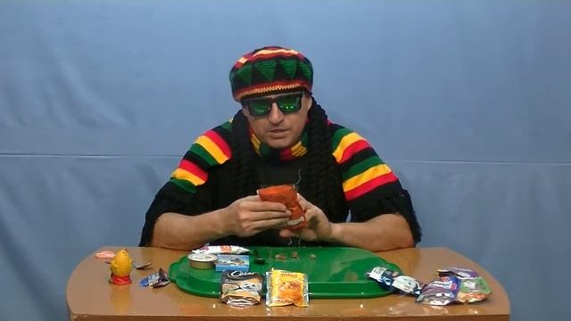 СЪЕЛ КОШАЧЬЮ И СОБАЧЬЮ ЕДУ!