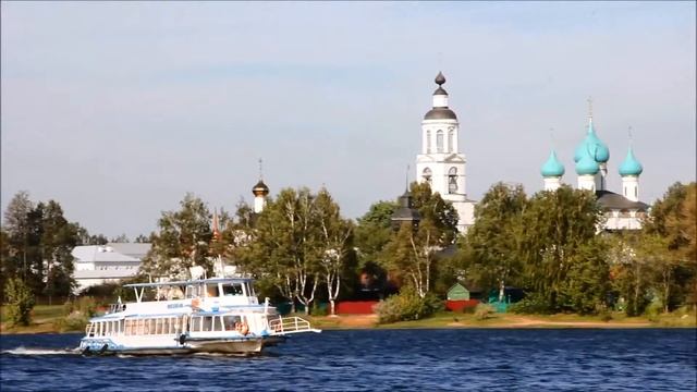 Теплоход Москва 114 в районе Толгского монастыря 15 09 2017г