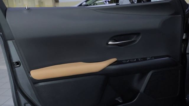 Lexus UX перетяжка салона в светлую экокожу с черными вставками [ПЕРЕТЯЖКА В СТИЛЕ LEXUS 2022]