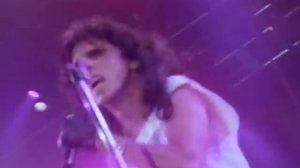 Alice Cooper - No More Mr. Nice Guy (from Alice Cooper: Trashes The World)