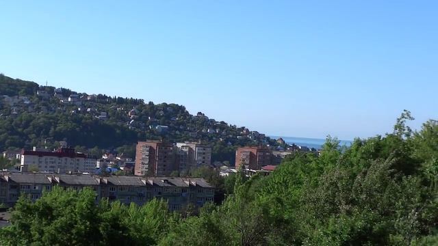 Яркая, солнечная погода в Лазаревском 11 мая 2015 года, t +12°C, вода t +14,4°C. SOCHI RUSSIA смотреть онлайн