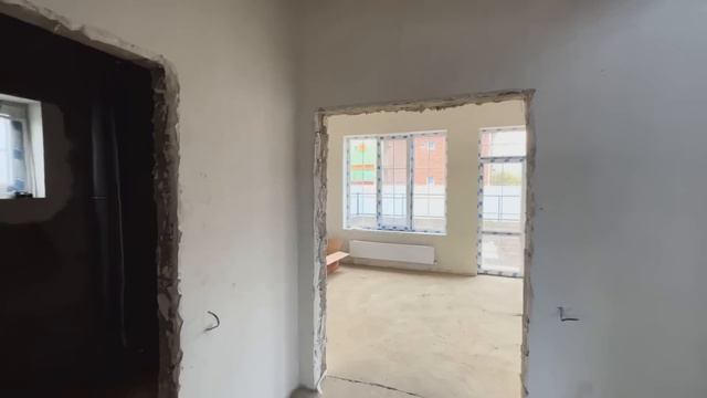 Дом с гардеробной и балконом в Краснодаре с газом по меже... И что важно все рядом...