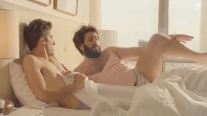 Рекламный ролик восковых полосок Veet