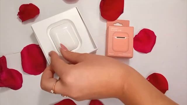 РАСПАКОВКА НАУШНИКОВ AIRPODS 2// ОБЗОР НАУШНИКОВ AIRPODS 2 смотреть онлайн