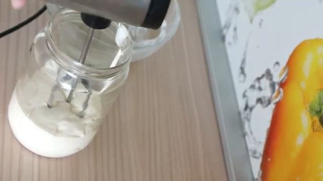 Как приготовить сливочное масло в домашних условиях