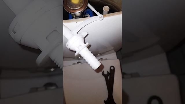 Ремонт туалетного бачка смотреть онлайн