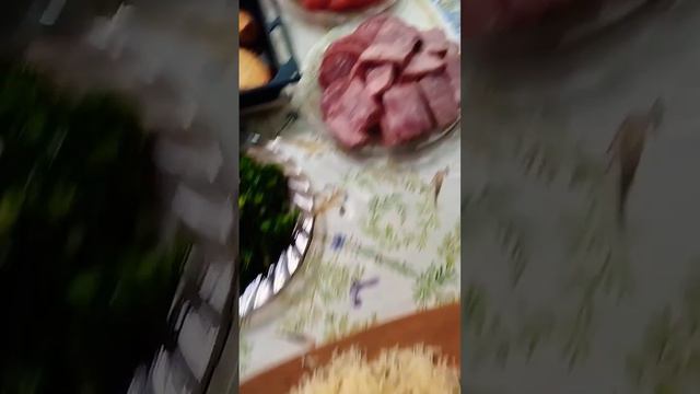 Любитель сыра #щенкичихуахуа #чихуахуа #милыесобачки #собачьяжизнь #завтрак