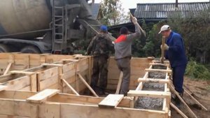 2 4 Заливка ленточного фундамента (бетон М 250, В 20)