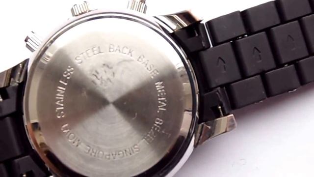 Серебристые часы из США пластиково-стальной браслет мех. Singapore смотреть онлайн