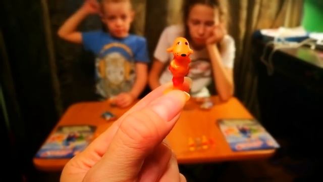 ВЕСЁЛЫЕ ПРИЛИПАЛЫ 4 СУПЕРГЕРОИ ИЗ ДИКСИ. Начинаем собирать коллекцию прилипал