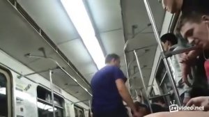 Пьяный мужик нарвался и получил. Жесть!!!