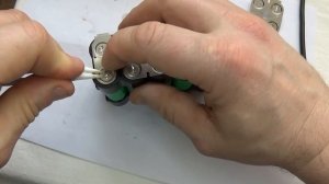 1. Набор для самостоятельной сборки аккумуляторной батареи DIY Kit MAKITA BL1830