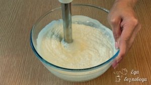 Творожный торт с вишней  и желе без выпечки. Все очень просто и вкусно .