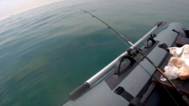 Друг организовал рыбалку на минтая. Нашли уловистое место. Часть 2 Японское море. Город Владивосто смотреть онлайн