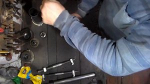 Ремонт передней стойки таврия ,все подводные и надводные камни на которые можно попасть при ремонте