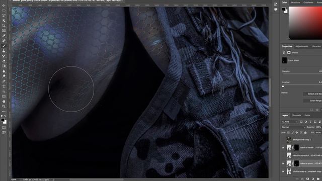 Photoshop Tutorial: Creating A Futuristic Bounty Hunter