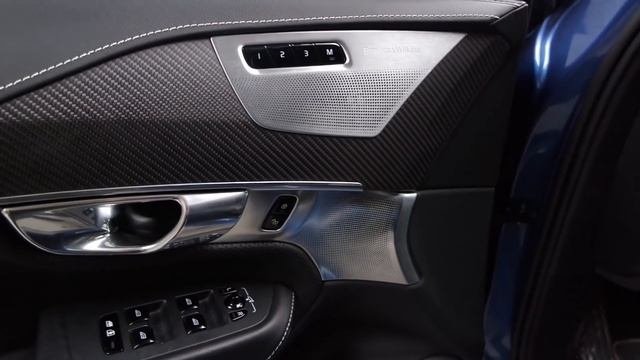 2017 Volvo XC90 T8 R-design : Exterior & Interior Look смотреть онлайн