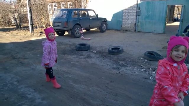 Один велосипед на всех, и тот соседский! XD смотреть онлайн