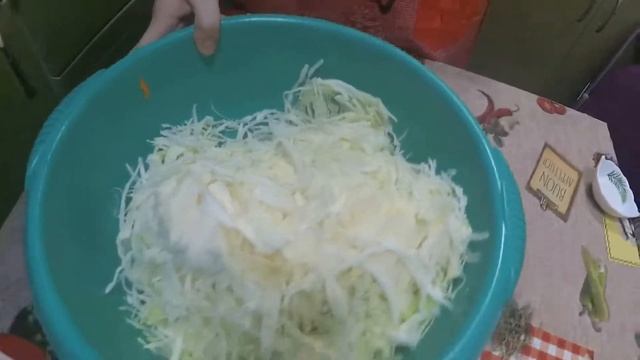 Как дома приготовить квашеную капусту. #дома#капуста#солить# смотреть онлайн