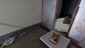 Установка душевого поддона. Каркас на пол. Автодом своими руками. Выпуск #6