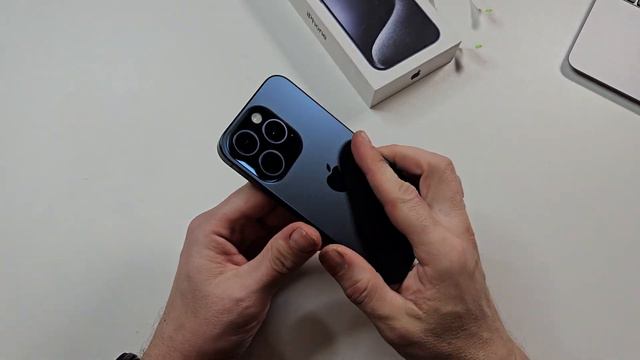 iPhone 15 PRO. Распаковка и сравнение с Galaxy S24. смотреть онлайн