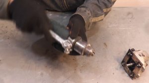 ИЗ СЛОМАННОЙ БОЛГАРКИ Я СДЕЛАЛ ЭТО