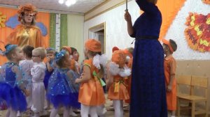 Игра с Тучкой на осеннем утреннике 2017 в младшей группе  Муз  рук  Красникова Л  П