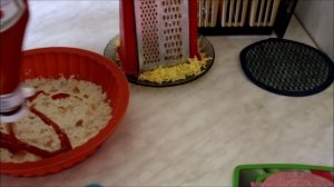 Пицца в микроволновке за 15 минут( основа из белого батона)