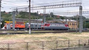 Электровоз ЭП1М-706 Следует резервом на станцию Ростов-Берег