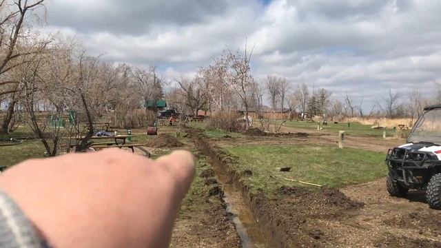 Hilti laser Level pr 35 and Bobcat E50 Excavator смотреть онлайн