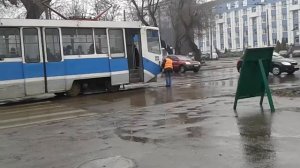 Трамвай 71-608 (КТМ-8)+перевод стрелки