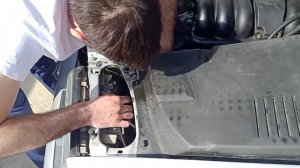Mercedes W140 Как открыть капот если с салона не открывается-W140 How to open the hood