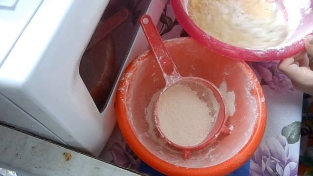 Медовые булочки, а также поздравления! смотреть онлайн