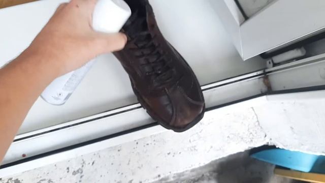 Водоотталкивающая пропитка для обуви 365 дней (Защитный аэрозоль для замши и кожи) смотреть онлайн