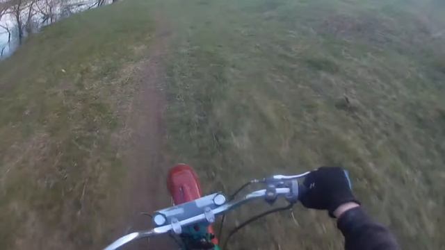 ПОКАТУШКИ ПО ГОРАМ НА ИЖ ПЛАНЕТА 3 ЭНДУРО / ПОЛОМКА !! смотреть онлайн