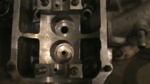 АУДИ.Замена направляющих втулок клапанов.AUDI-100.Двигатель DS.Прямо в точку.