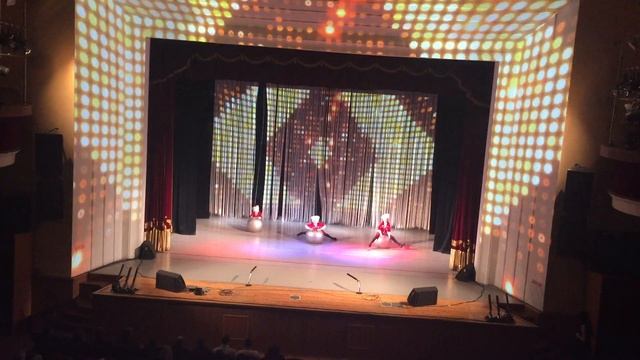 Нитевый занавес смотреть онлайн