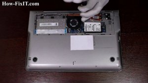 Samsung NP530U3, NP535U3 disassembly and battery replace, как разобрать и поменять батарею ноутбука