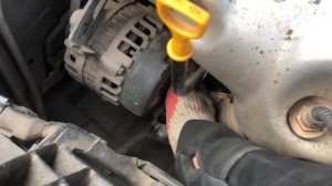 Как снять генератор Hyundai Accent